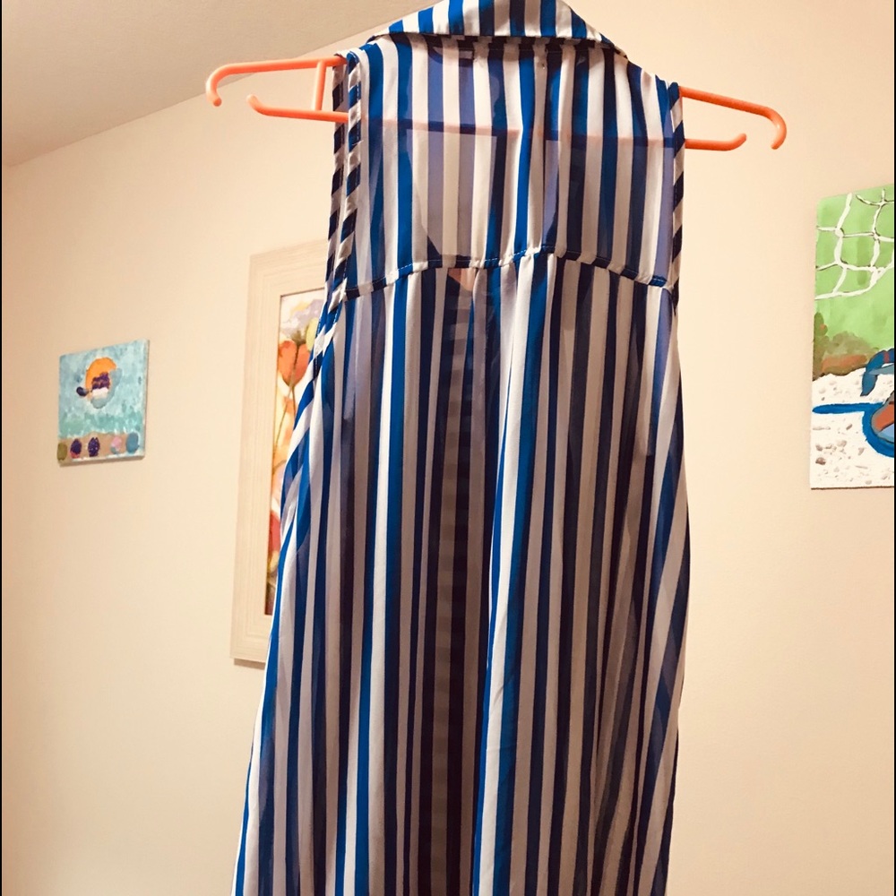 Semi long Blouse ( Roseri) - Picture 2 of 2